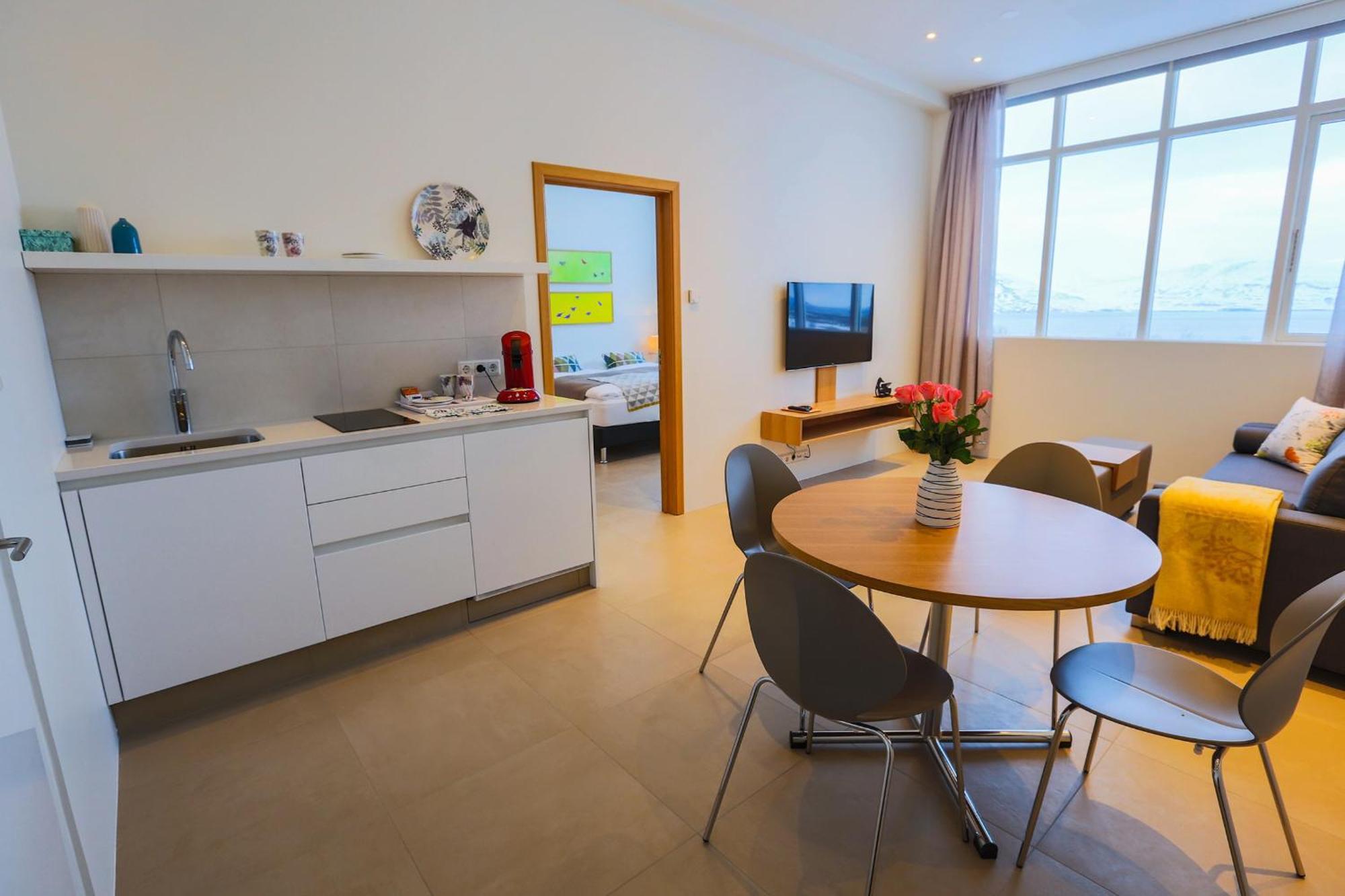 Apt. Hotel Hjalteyri Стая снимка